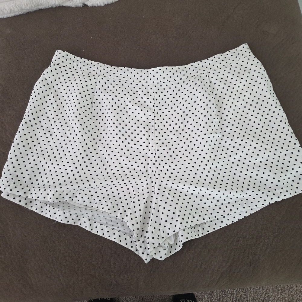 Kate Spade For Target 2XL White Polka Dot Shorts
